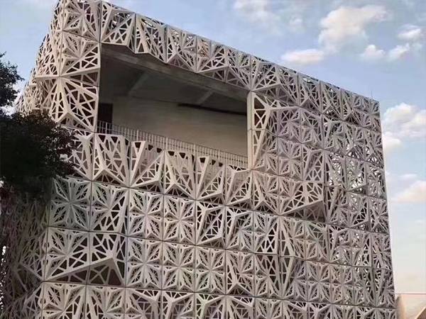 Triangle 3D patterned aluminum carved facade panel for parking lots